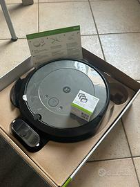 ROOMBA ROBOT ASPIRAPOLVERE