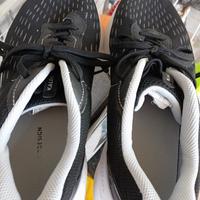 scarpe da ginnastica color nero n. 44