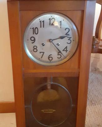 Orologio Antico a Pendolo da Parete