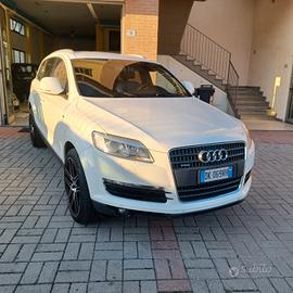 AUDI Q7 3.0 TDI 4X4 CAMBIO AUTOMATICO