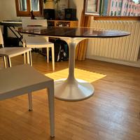 Tavolo design Saarinen Tulip