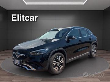 MERCEDES-BENZ GLA 200 Automatic Progressive Adva
