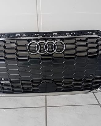 Griglia radiatore con logo Audi A3