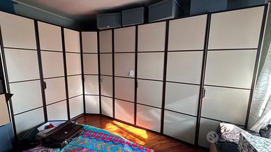 Armadio grande angolare