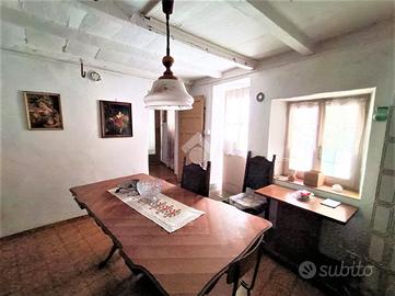 CASA SEMINDIPENDENTE A CASTIGLIONE TORINESE