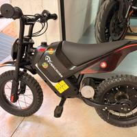 Moto elettrica bambini