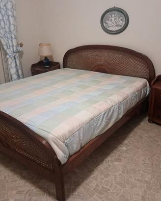 Set camera in piuma di noce