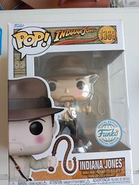 indiana Jones con frusta