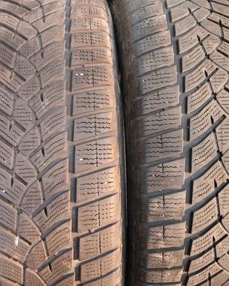 gomme auto goodyear 235/55/18 104h invernali