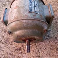 Motore elettrico due modelli diversi 