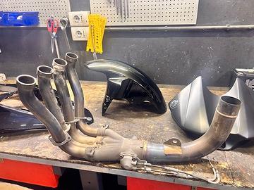 carene e collettore YAMAHA R1 usati