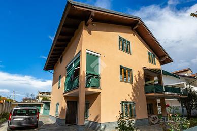 VILLA SINGOLA A BEINASCO