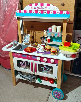 cucina barbie in legno con accessori