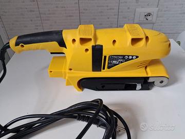 Levigatrice a nastro e rotolo carta vetrata