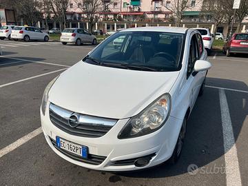 Opel corsa 1.2 80 CV GPL-TECH CLUB 2010