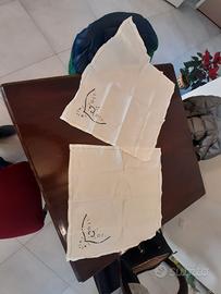 2 tovaglie antiche 60x60 ricamate a mano