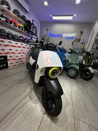 Sym Altro formica125 novità 2026