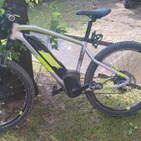 Rockrider E-ST 520 pedalata assistita