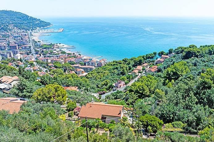 Villa di 202 m² con 5 locali e box auto a Andora - Vista 2