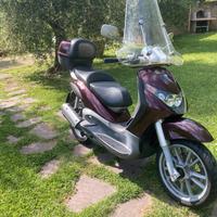 Piaggio Beverly 200