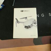drone della dji mini 2 SE
