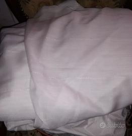 Tende Bianche con Bastoni