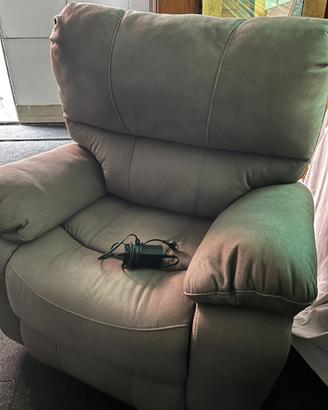 Poltrona recliner elettrica