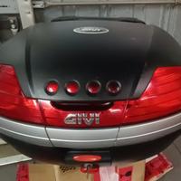 Bauletto Givi V46 Monokey + Schienale e staffa