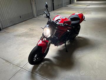 Ducati Monster 821