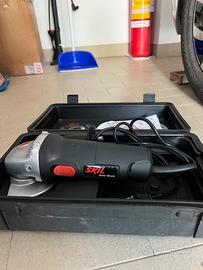 Smerigliatrice Angolare Flessibile SKIL 600W