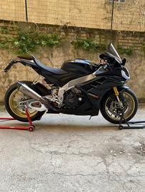 Aprilia RSV4 1100 Factory 2022