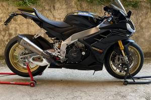 Aprilia RSV4 1100 Factory 2022