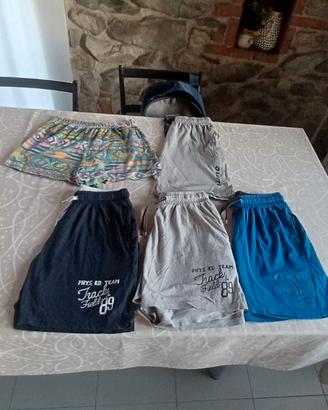 Set 4 bermuda e un pantaloncino ragazzo taglia S