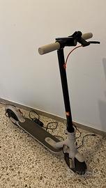 Monopattino Xiaomi Electric Scooter 3