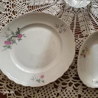 Servizio di piatti antichi