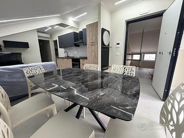 Rif.RI0480| attico catanzaro