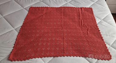 Copertina all’uncinetto in cotone perlè
