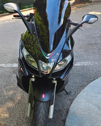 Aprilia SRV 850 