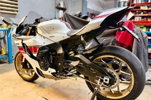 Yamaha yzf r1 world gp 60th anniversary (garanzia