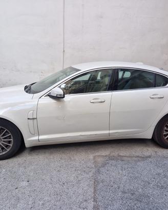 Jaguar XF 2.7 V6 BiTurbo TD Premium Luxury