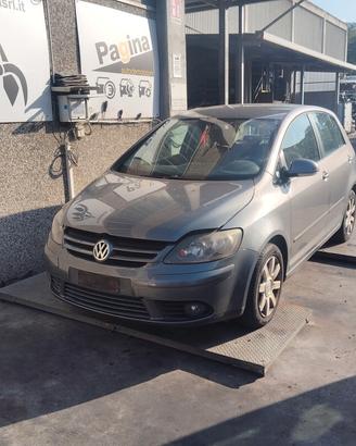 VOLKSWAGEN GOLF 5 2.0 TD 2006 BKD  PER RICAMBI