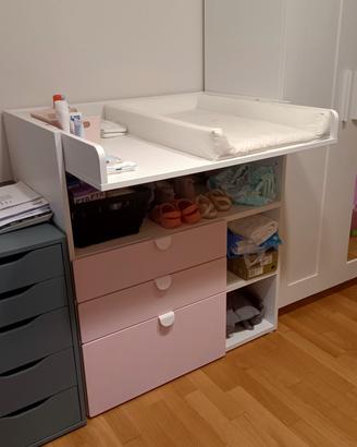 Fasciatoio con cassettiera Ikea modello Smastad