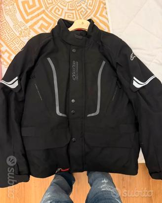 Giubbotto da moto con protezioni e imbottitura