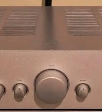 Amificatore   Cambridge Azur 640