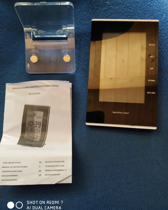 Orologio sveglia touch LCD con stazione meteo