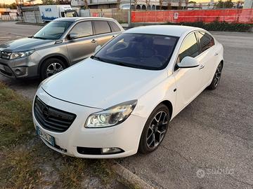 Opel Insigna 2.0 benzina 220cv 4x4 automatica