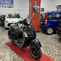 Piaggio Vespa 300 GTS