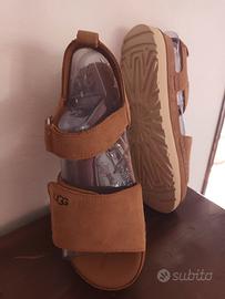 Sandali Ugg