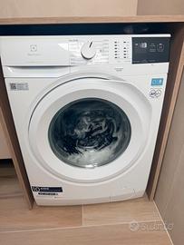 Lavatrice Elextrolux 600 Sensicare 8KG