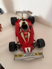 Ferrari 312 T2  del 1976 NIKI LAUDA N 1